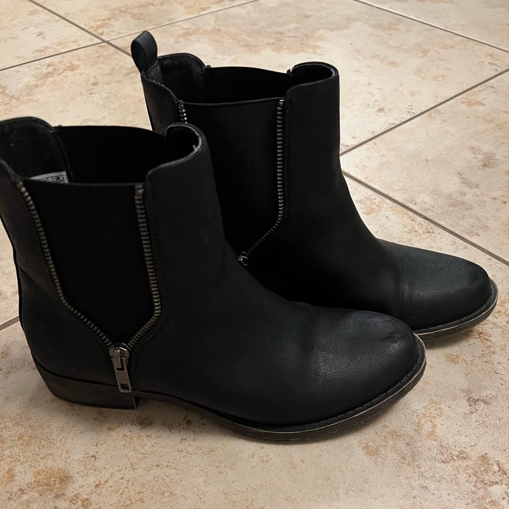 Rocket Dog Camilla Black Chelsea Boot